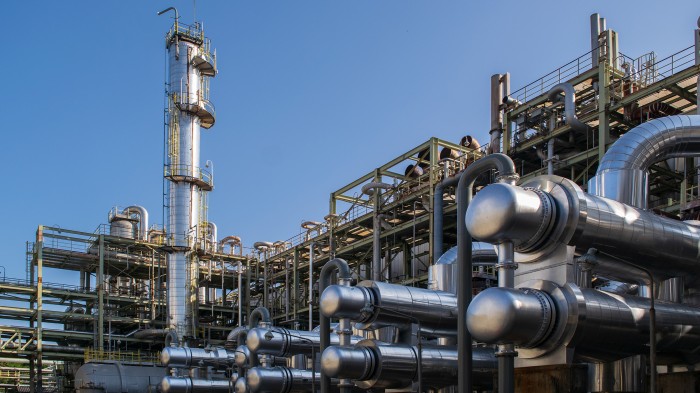 Industrial water filtration systems